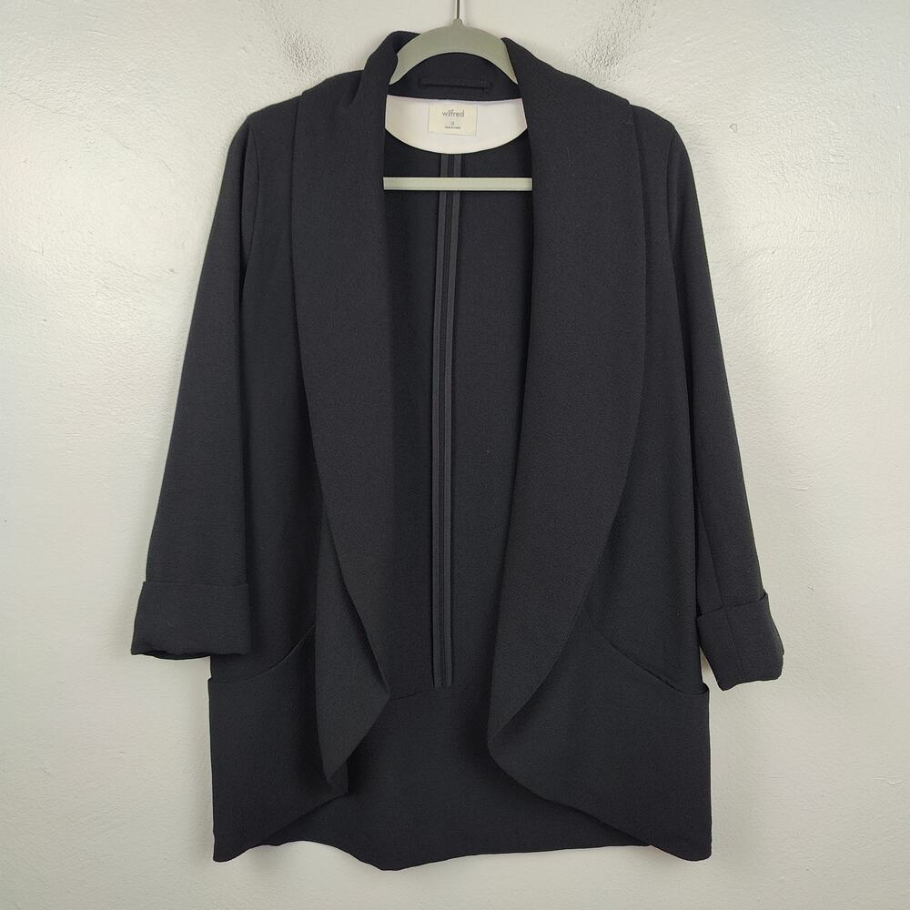Aritzia Black Blazer
